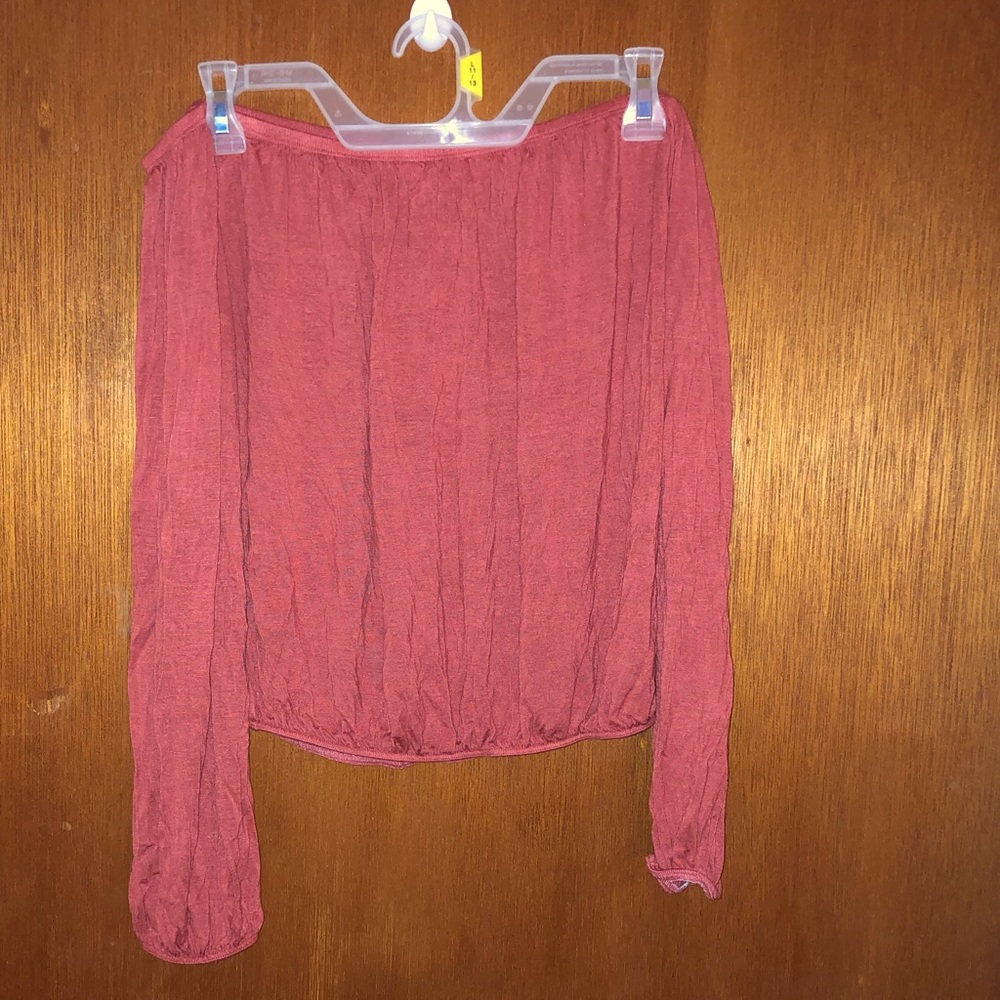 SIZE LARGE OFF THE SHOULDER SHIRT